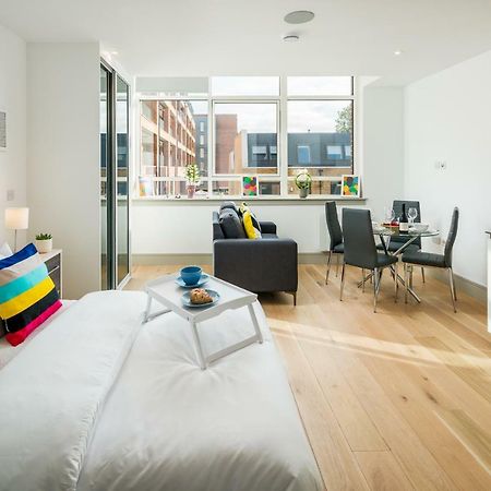 Modern London City Apartment - Victoria Line Luaran gambar